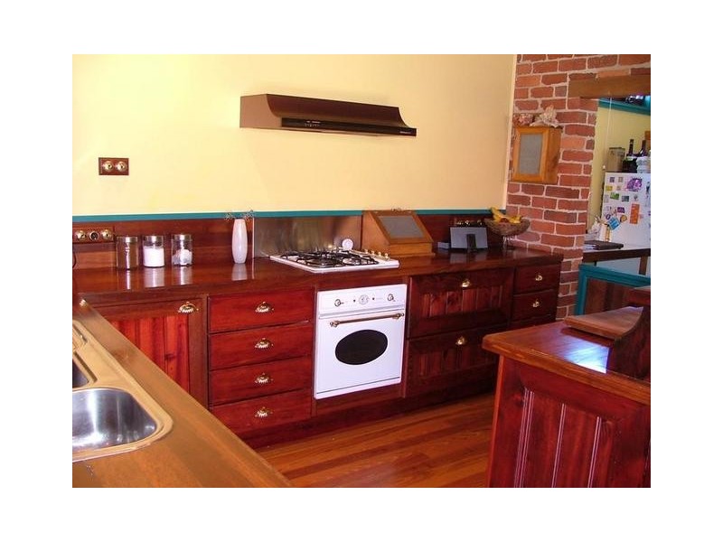 57 BARKLY STREET, Mordialloc VIC 3195