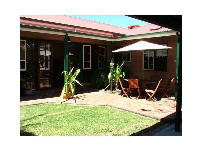 57 BARKLY STREET, Mordialloc VIC 3195