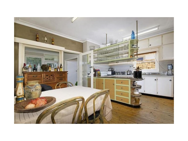 11 MOUNT VIEW STREET, Aspendale VIC 3195