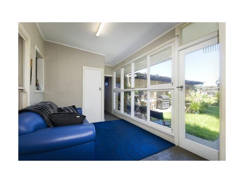 11 MOUNT VIEW STREET, Aspendale VIC 3195