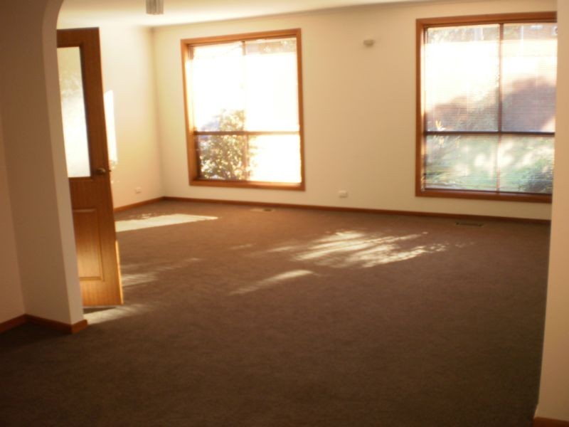 64 CHESTERVILLE ROAD, Cheltenham VIC 3192