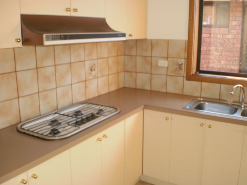 64 CHESTERVILLE ROAD, Cheltenham VIC 3192