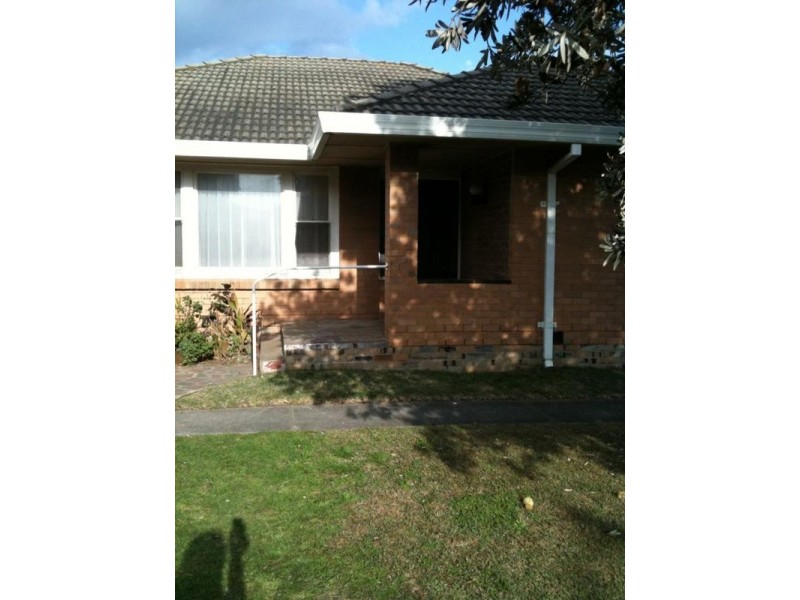 10/183 BEACH ROAD, Mordialloc VIC 3195