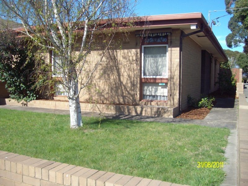 2 DALMOR STREET, Parkdale VIC 3195