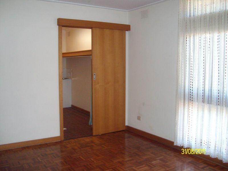 2 DALMOR STREET, Parkdale VIC 3195