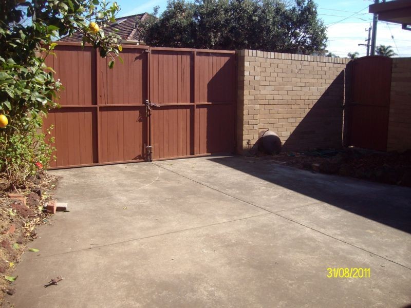 2 DALMOR STREET, Parkdale VIC 3195