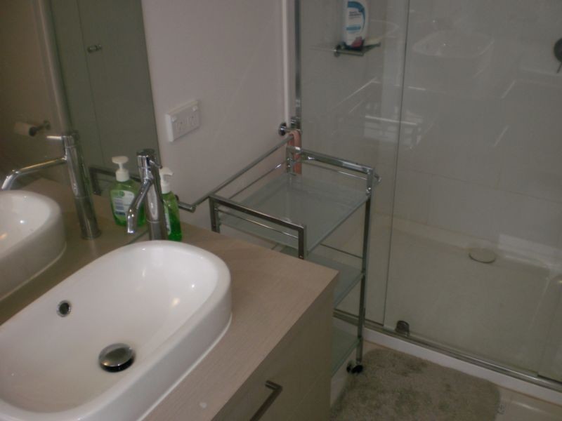 31 DRESDEN DRIVE, Waterways VIC 3195