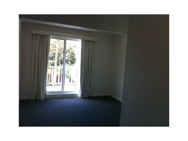 4 WAKOOL AVENUE, Mentone VIC 3194