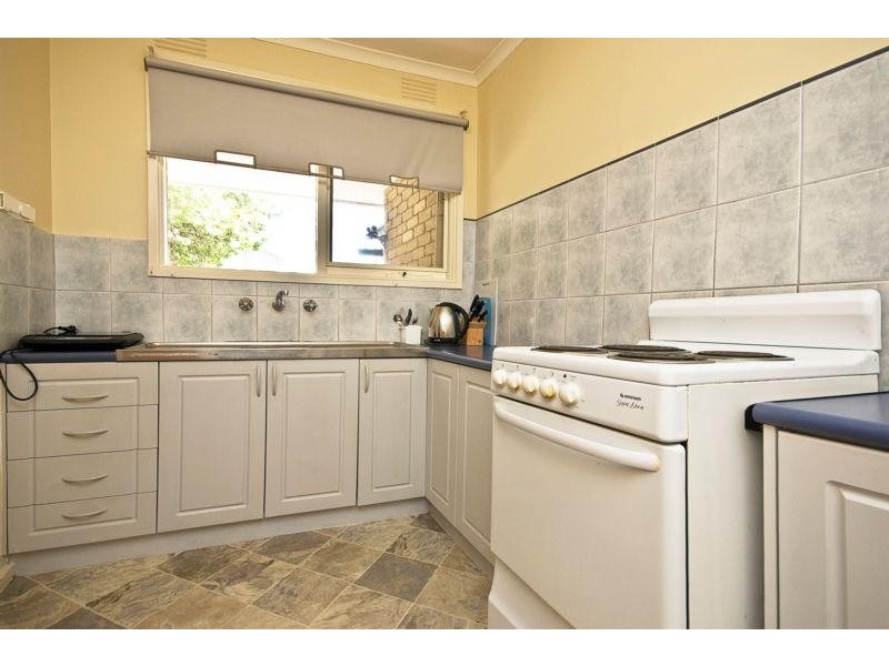 3/4 MONTGOMERY STREET, Mordialloc VIC 3195
