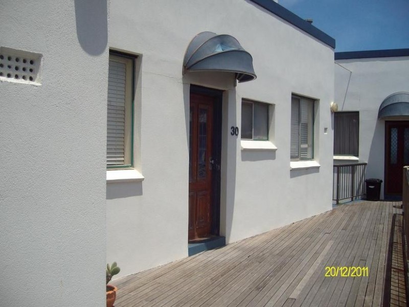 30/50 NEPEAN HIGHWAY, Aspendale VIC 3195