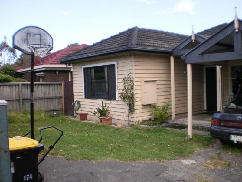 1/174 LOWER DANDENONG ROAD, Mentone VIC 3194