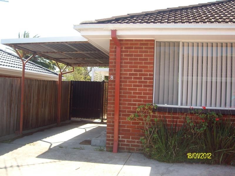 8/13 BARKLY STREET, Mordialloc VIC 3195