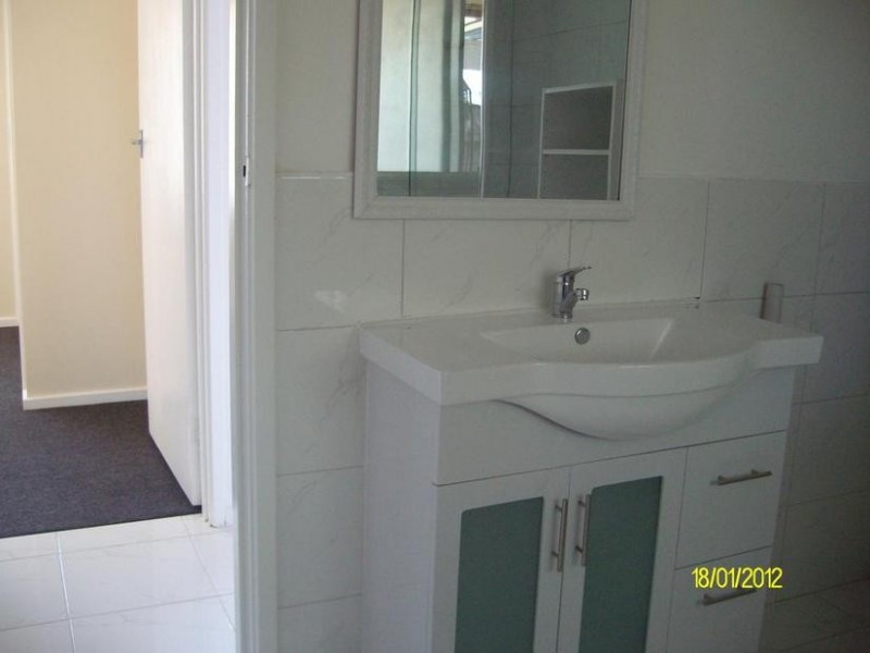 8/13 BARKLY STREET, Mordialloc VIC 3195