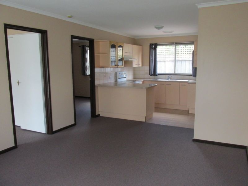 4/61 BEAR STREET, Mordialloc VIC 3195