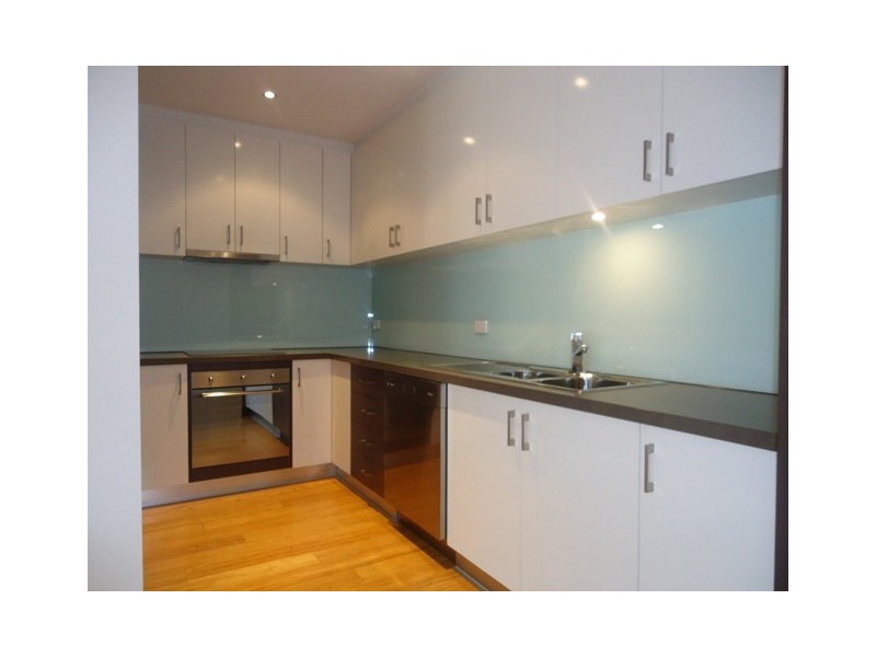 104/90 WHITE STREET, Mordialloc VIC 3195