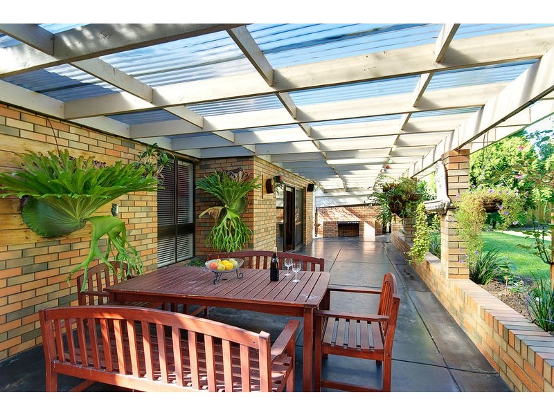 16 Thomas Street, Mordialloc VIC 3195