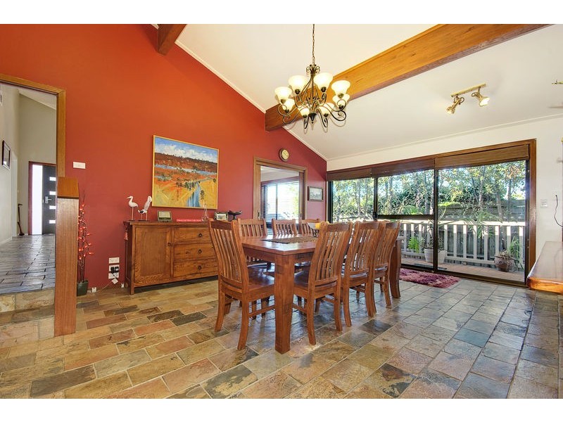 16 Thomas Street, Mordialloc VIC 3195