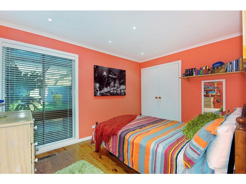 16 Thomas Street, Mordialloc VIC 3195