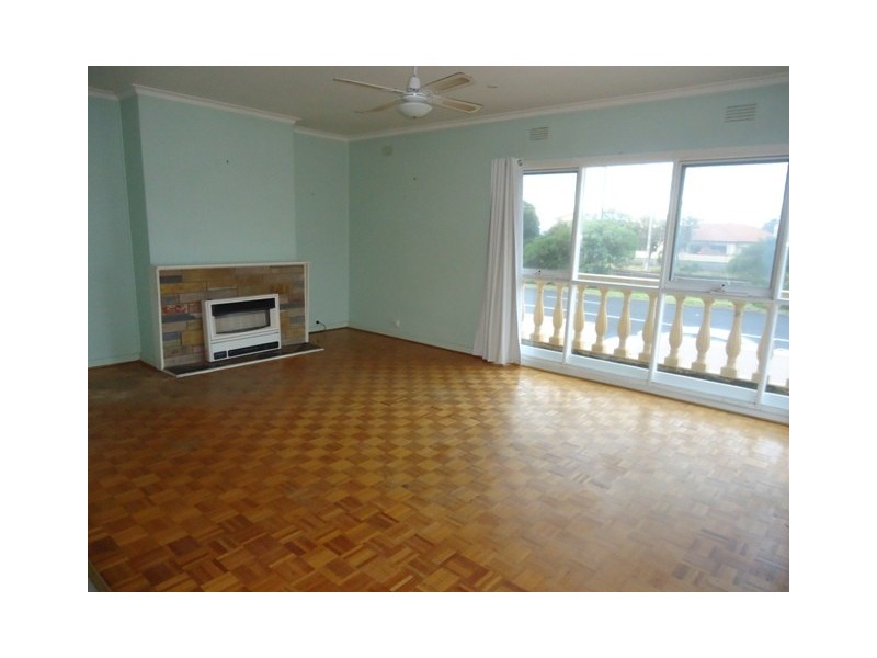 2/182 Nepean Highway, Aspendale VIC 3195