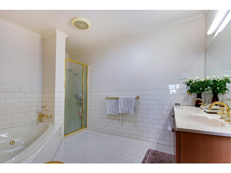 38 McClure Road, Dingley Village VIC 3172