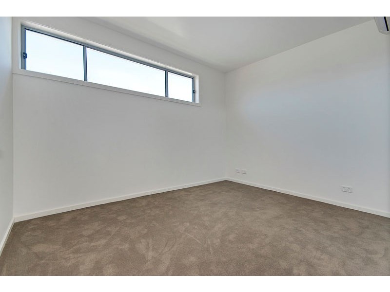 17/90 WHITE STREET, Mordialloc VIC 3195