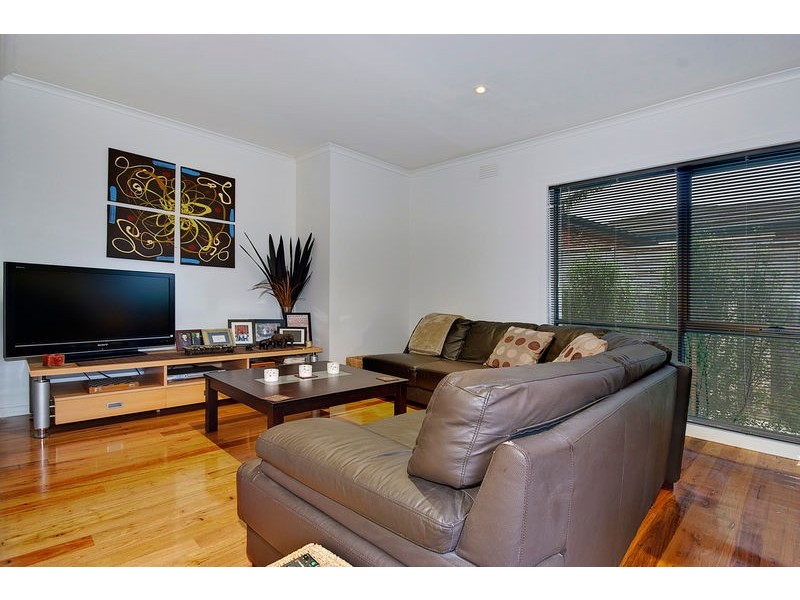 1/8 The Corso, Parkdale VIC 3195