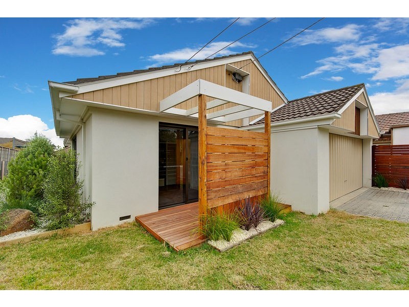 1/8 The Corso, Parkdale VIC 3195