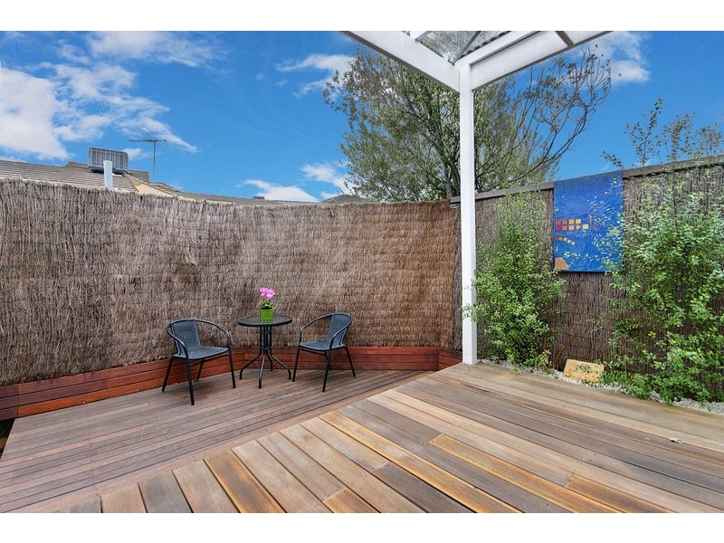 1/8 The Corso, Parkdale VIC 3195