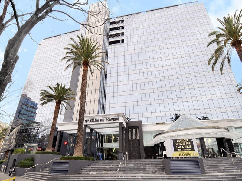 1004/1 QUEENS ROAD, Melbourne VIC 3004