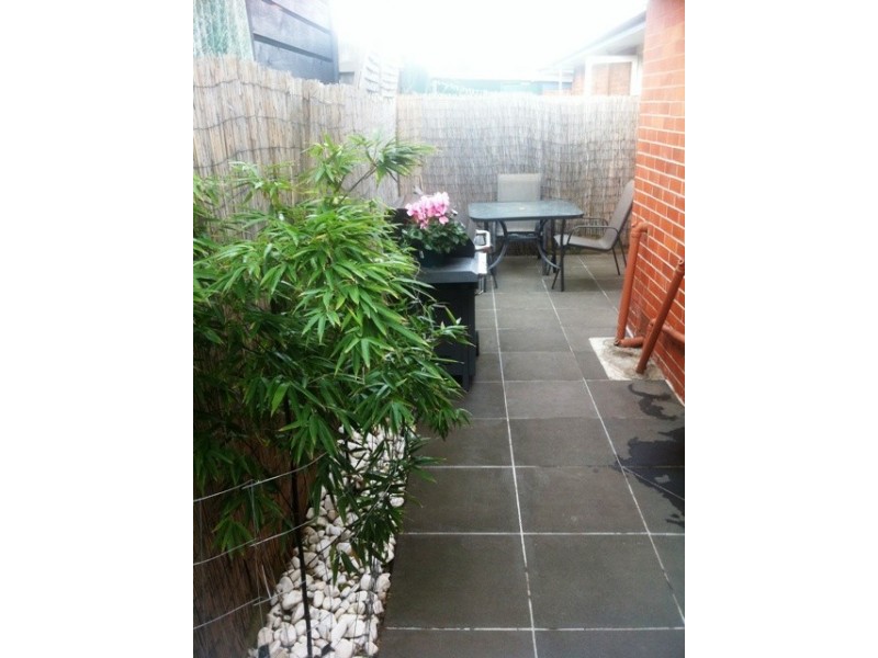 1/8 STAWELL STREET, Mentone VIC 3194