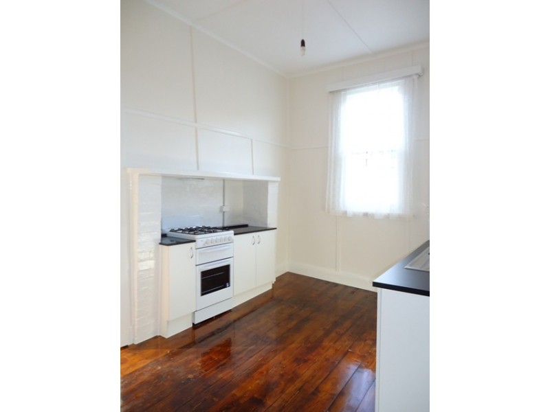 5 POWLETT STREET, Mordialloc VIC 3195