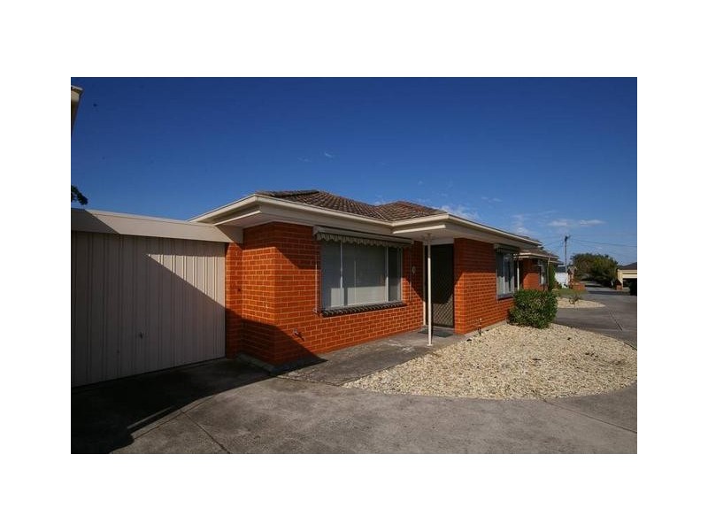 3/27 EMBANKMENT GROVE, Chelsea VIC 3196