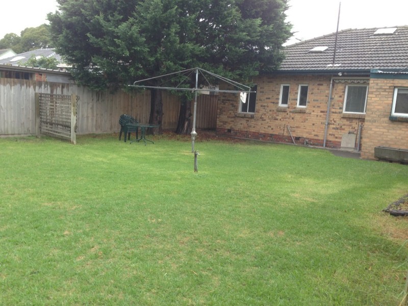 11 DAVEY STREET, Parkdale VIC 3195