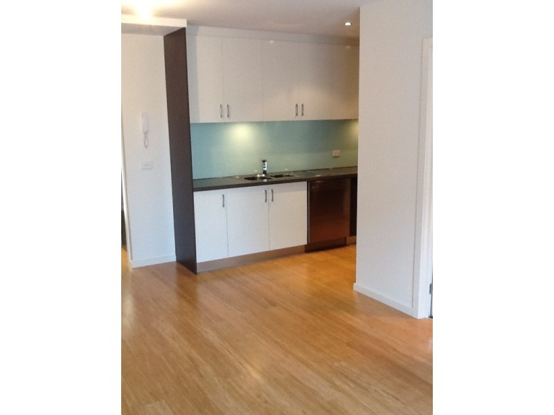 107/90 WHITE STREET, Mordialloc VIC 3195