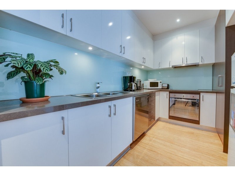 103/90 WHITE STREET, Mordialloc VIC 3195