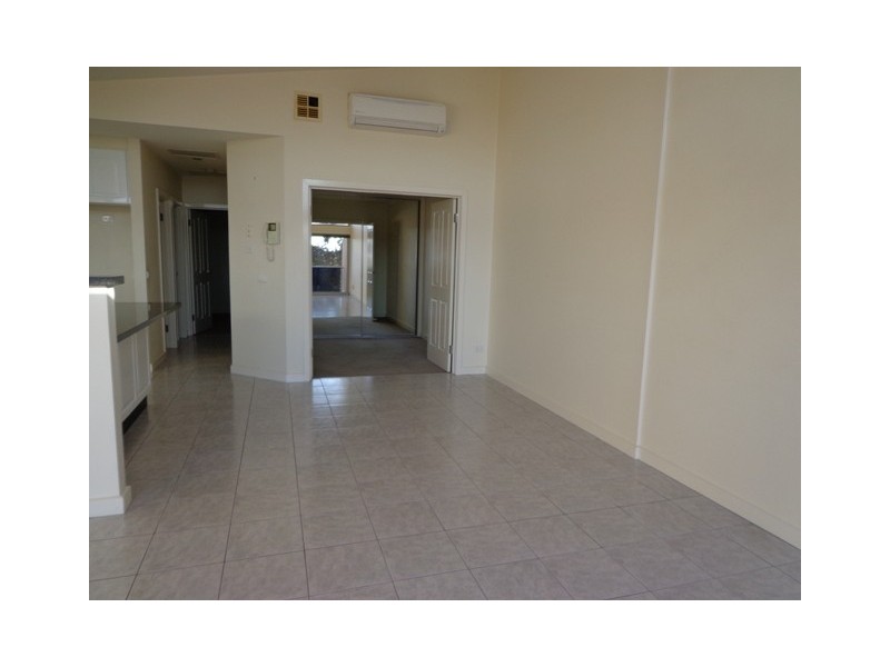 6 DENMAN AVENUE, Edithvale VIC 3196