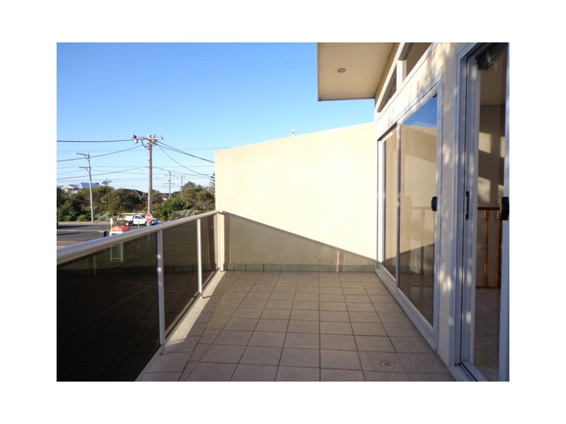 6 DENMAN AVENUE, Edithvale VIC 3196