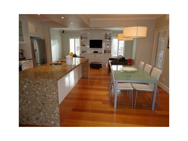 76A Warren Road, Mordialloc VIC 3195