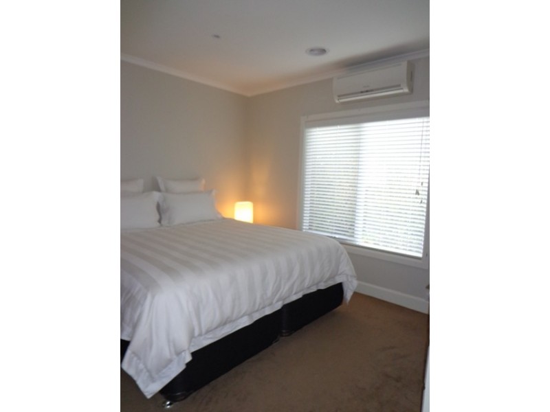 76A Warren Road, Mordialloc VIC 3195