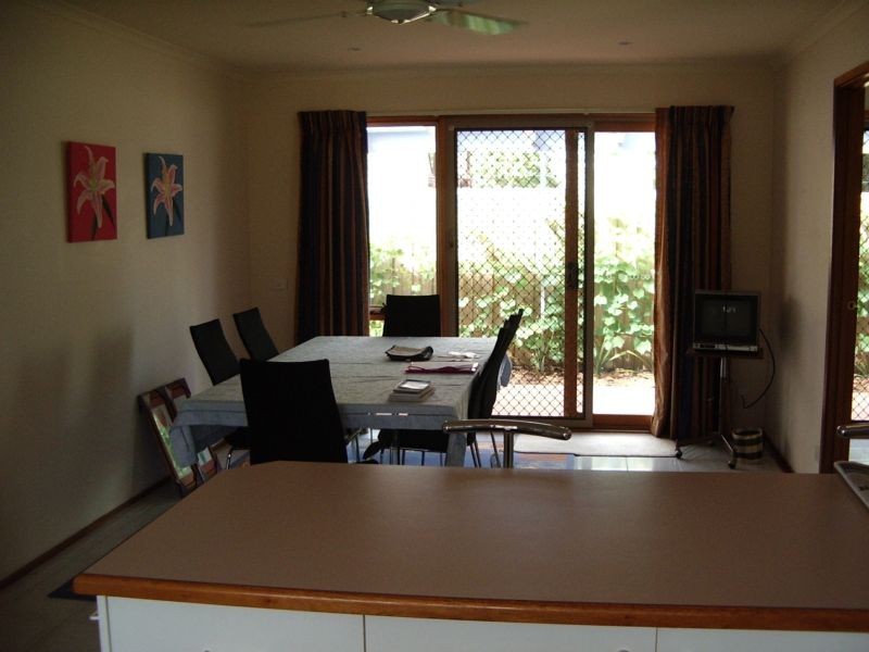 2/76 RAE AVENUE, Edithvale VIC 3196