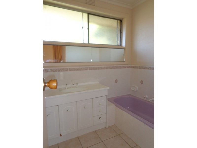 2 YALAMBEE AVENUE, Aspendale VIC 3195