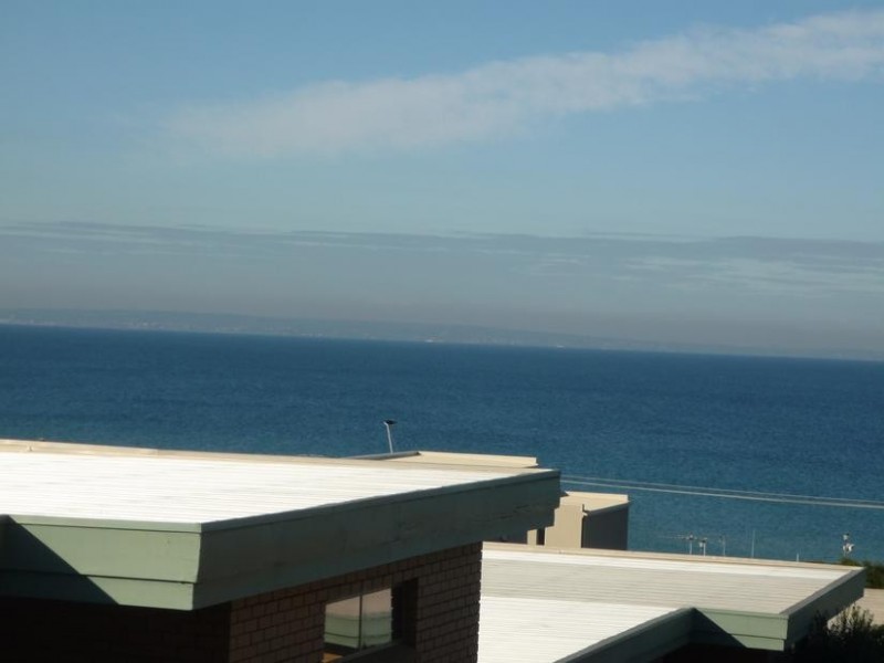 10/62 BEACH ROAD, Mentone VIC 3194