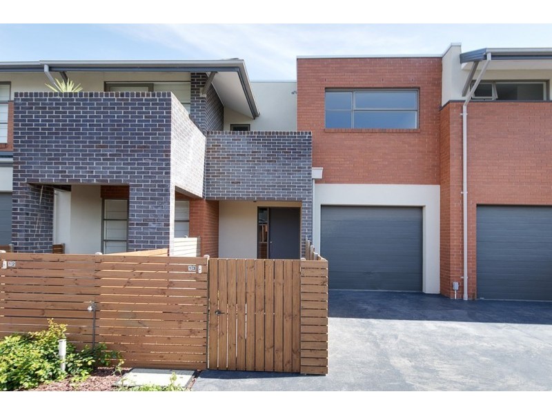 13/9-11 MANIKATO AVENUE, Mordialloc VIC 3195