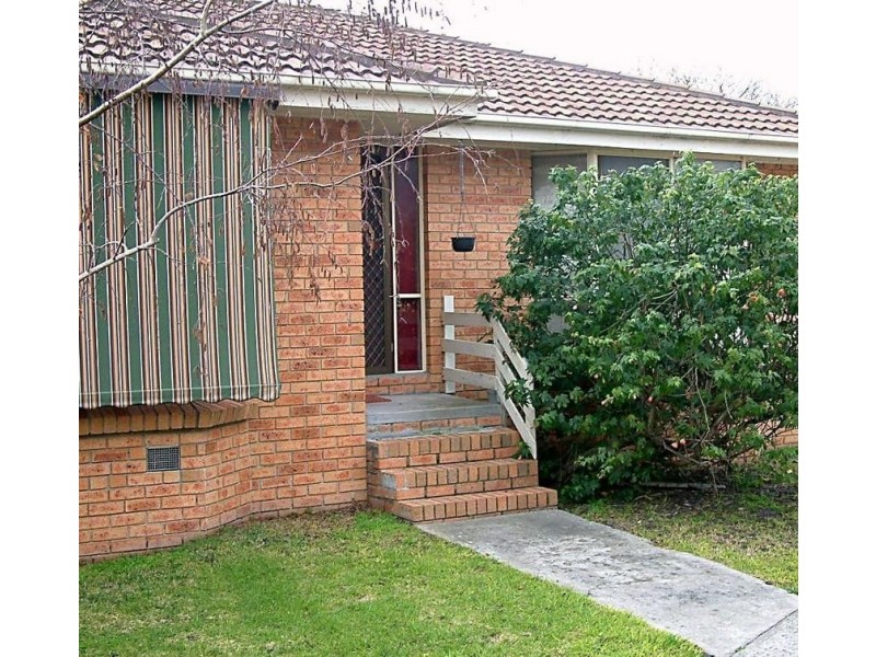 2/2 CROWN AVENUE, Mordialloc VIC 3195