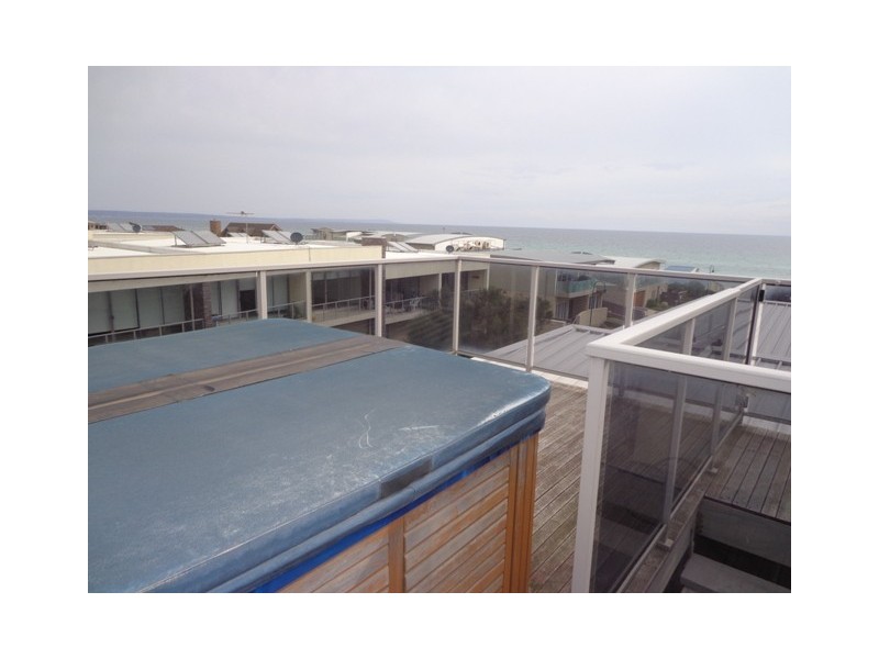 3/147 Nepean Highway, Aspendale VIC 3195