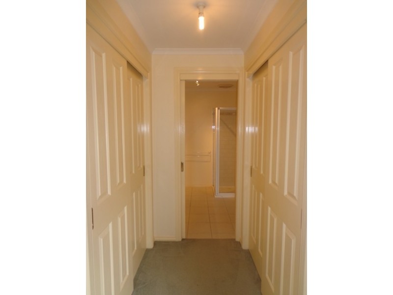 1/21 BAYSIDE AVENUE, Edithvale VIC 3196