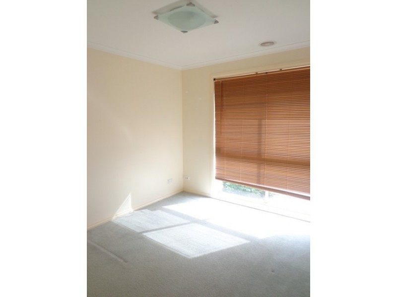 1/21 BAYSIDE AVENUE, Edithvale VIC 3196