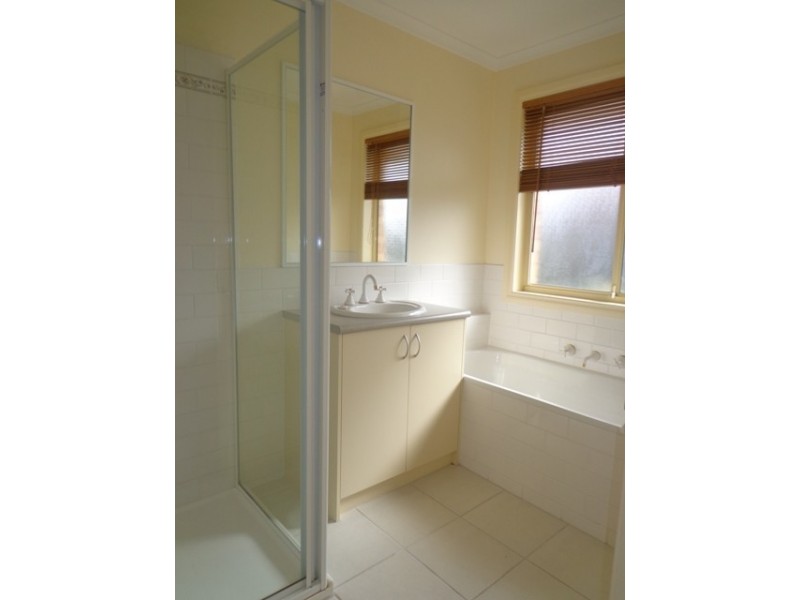 1/21 BAYSIDE AVENUE, Edithvale VIC 3196