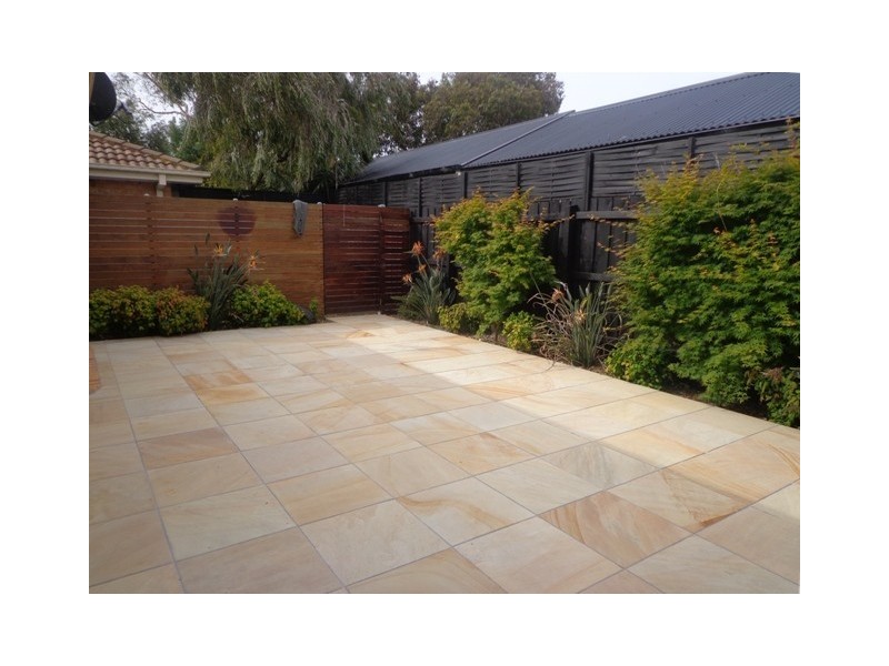 1/21 BAYSIDE AVENUE, Edithvale VIC 3196