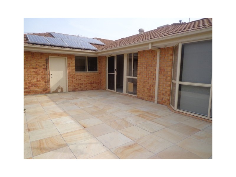 1/21 BAYSIDE AVENUE, Edithvale VIC 3196